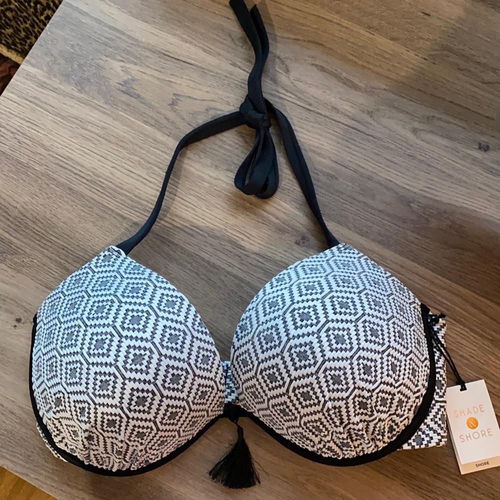 NWT Shade & Shore bikini top, size 36DD
